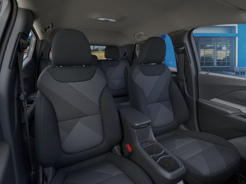 New 2027 Chevrolet Bolt LT w/ Comfort Package FWD image 17