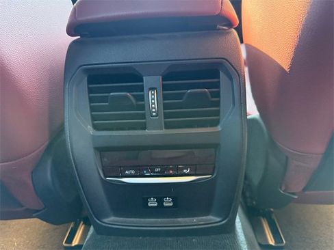 Used 2022 BMW i4 eDrive40 w/ Premium Package image 28