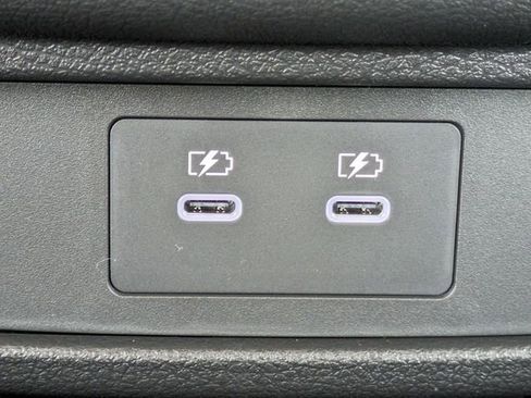 New 2026 Nissan Leaf SV+ w/ Illuminated Package FWD image 21
