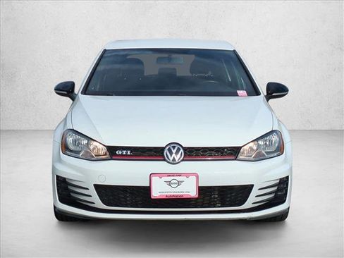 Used 2015 Volkswagen GTI S image 2