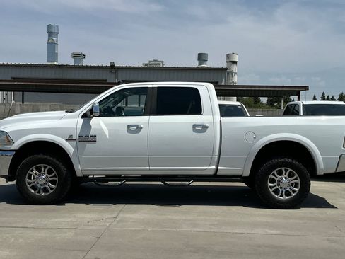Used 2014 RAM 2500 Laramie w/ Protection Group AWD/4WD image 6