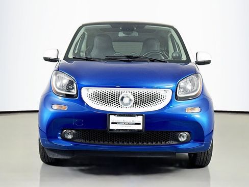 Used 2017 smart fortwo electric drive image 2