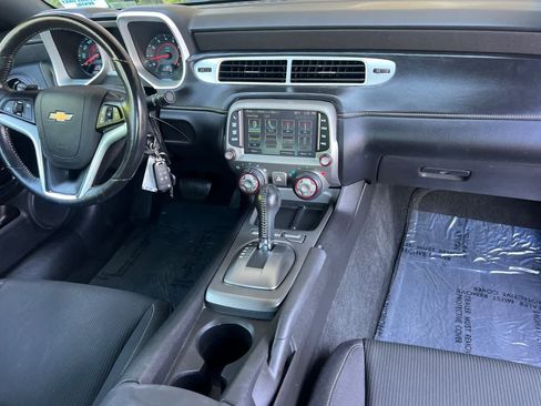 Used 2013 Chevrolet Camaro LT RWD image 3