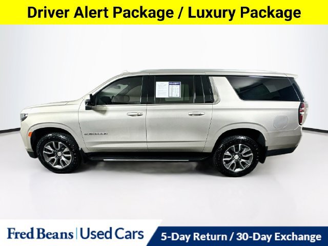 Used 2022 Chevrolet Suburban LT w/ Luxury Package AWD/4WD image 7