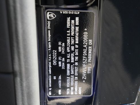 Used 2022 Lamborghini Huracan EVO image 23