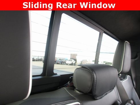 Used 2025 GMC Sierra 2500 AT4X image 28