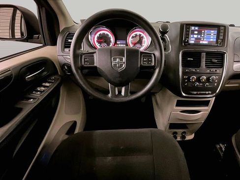 Used 2017 Dodge Grand Caravan SE w/ Power Window Group FWD image 6