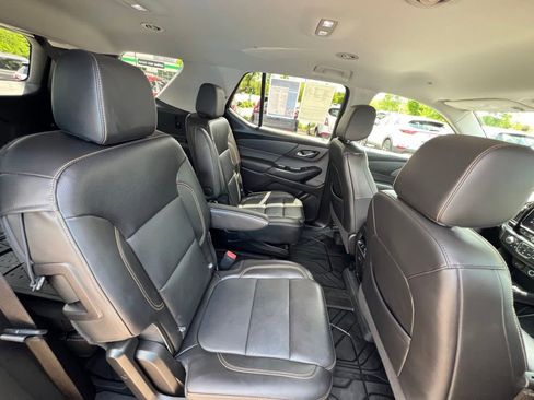 Used 2021 Chevrolet Traverse Premier AWD/4WD image 27