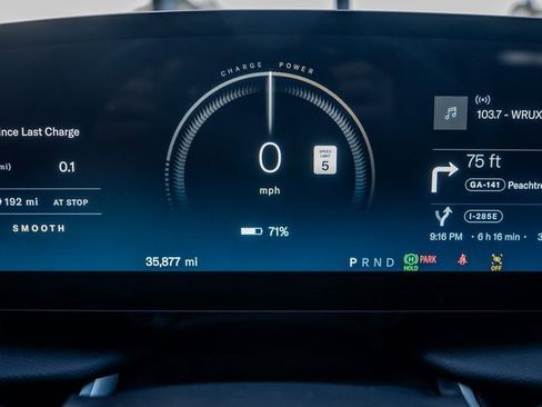 Used 2023 Lucid Air Touring image 9