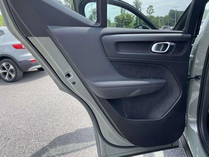 Used 2023 Volvo XC40 Recharge Ultimate w/ Protection Package Premier