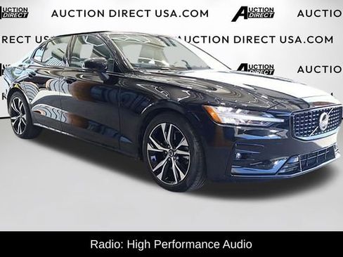 Used 2024 Volvo S60 B5 Plus AWD/4WD image 2