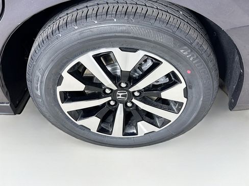 New 2026 Honda Odyssey EX-L image 39