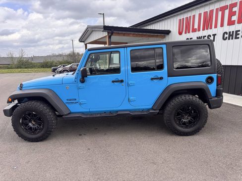 Used 2017 Jeep Wrangler Unlimited Sport w/ Quick Order Package 24S image 10
