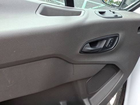 Used 2025 Ford Transit 250 Low Roof w/ Exterior Upgrade Package RWD image 13