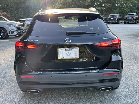 Certified 2025 Mercedes-Benz GLA 250 4MATIC image 7