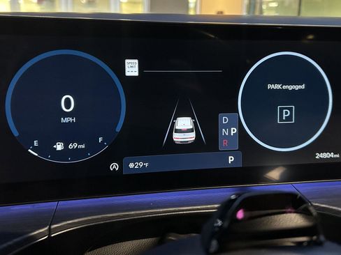 Used 2024 Hyundai Santa Fe Limited image 22