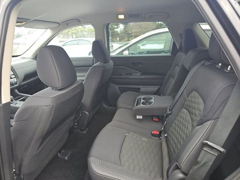 Used 2024 Nissan Pathfinder SV w/ Black Appearance Package image 3