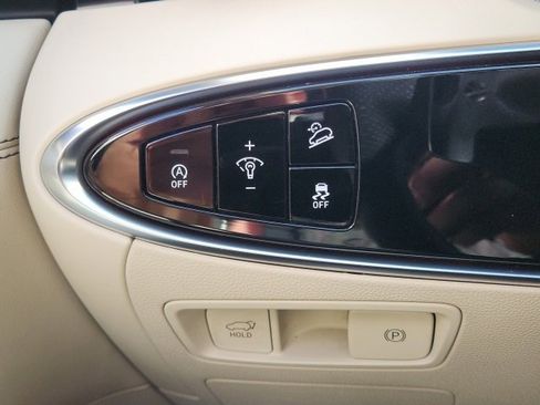 Used 2022 Genesis GV70 3.5T Sport w/ Sport Advanced Package image 37