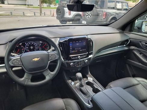 Used 2023 Chevrolet Traverse High Country image 22
