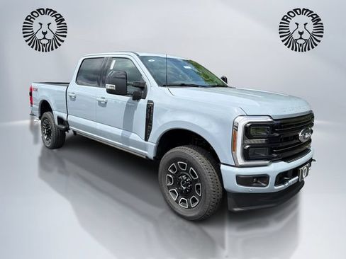 New 2026 Ford F350 4x4 Crew Cab Super Duty image 3