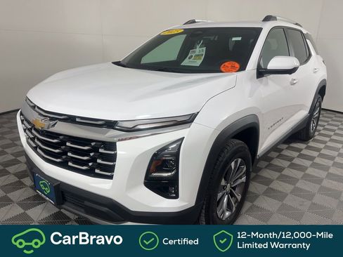 Certified 2025 Chevrolet Equinox LT w/ Convenience Package II image 10