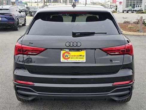 New 2025 Audi Q3 2.0T Premium image 37