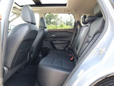 Used 2021 Nissan Rogue SL FWD image 24