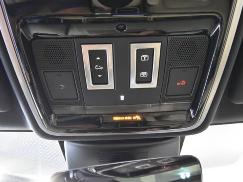 Used 2020 Land Rover Range Rover HSE AWD/4WD image 38