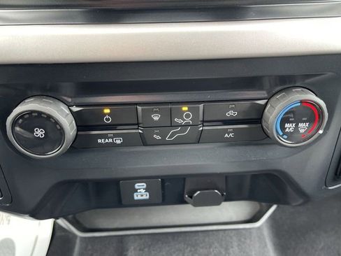 Used 2023 Ford F150 XLT image 20