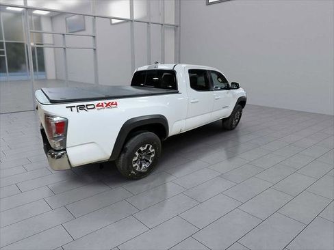 Certified 2023 Toyota Tacoma TRD Off-Road image 8