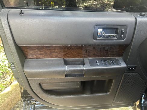 Used 2019 Ford Flex Limited image 20