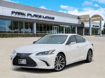 Certified 2021 Lexus ES 350 w/ Accessory Package 2