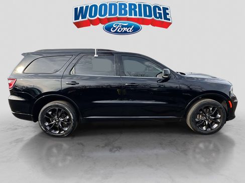 Used 2022 Dodge Durango GT image 3