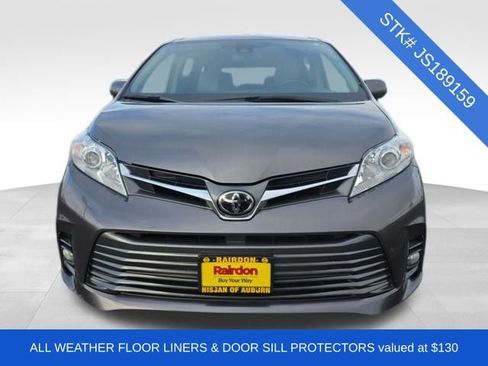Used 2018 Toyota Sienna XLE Premium image 2