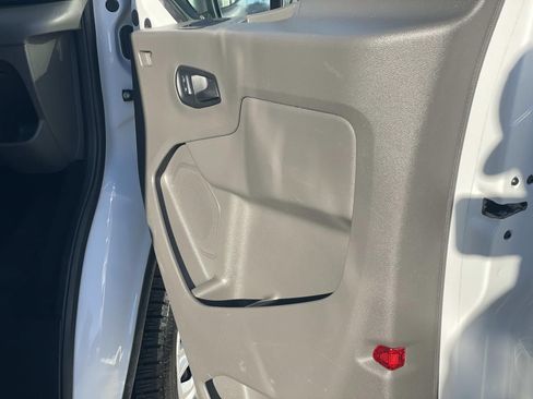 Used 2022 Ford Transit 350 XLT image 26