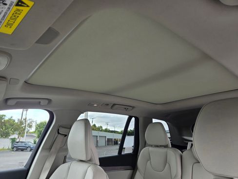 Certified 2023 Volvo XC90 B6 Plus w/ Protection Package Premier AWD/4WD image 13