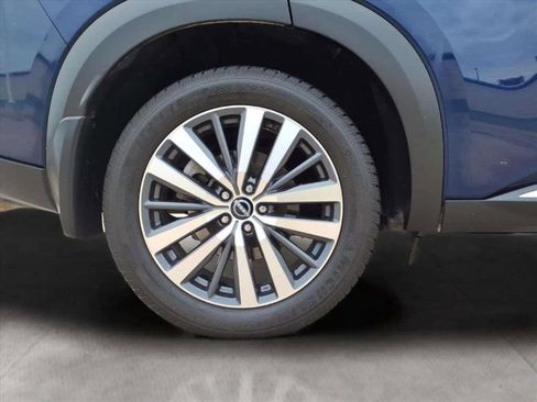 Used 2022 Nissan Pathfinder Platinum w/ Cargo Package image 20