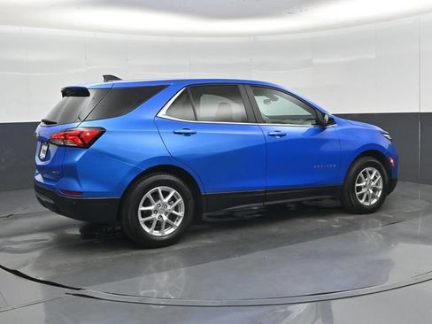Used 2024 Chevrolet Equinox LT AWD/4WD image 3