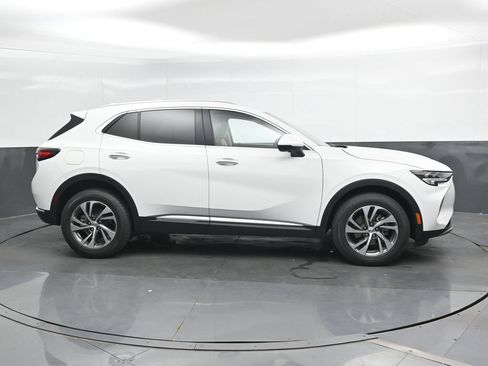Used 2022 Buick Envision Essence w/ Technology Package I AWD/4WD image 9