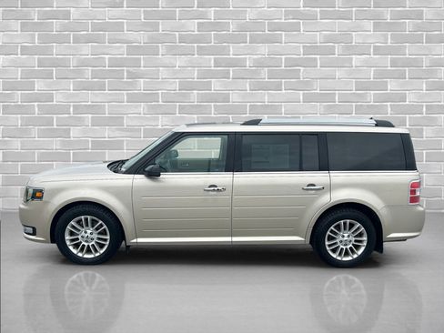 Used 2017 Ford Flex SEL w/ Equipment Group 202A AWD/4WD image 2