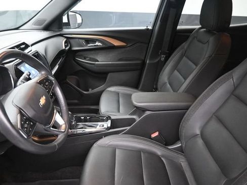 Used 2023 Chevrolet TrailBlazer ACTIV w/ Convenience Package FWD image 17