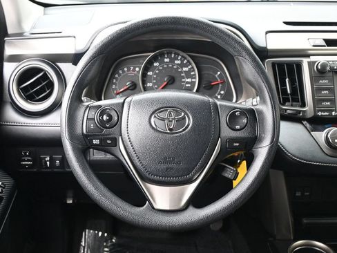 Used 2015 Toyota RAV4 XLE FWD image 11