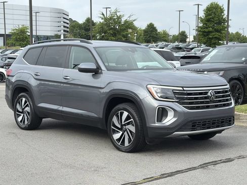 Used 2024 Volkswagen Atlas SE FWD image 7