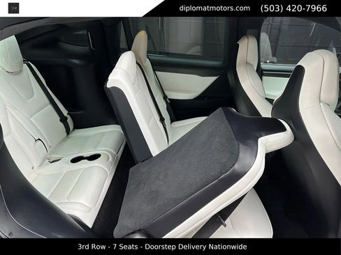 Used 2018 Tesla Model X 100D image 25