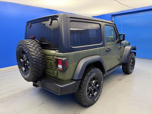 Used 2021 Jeep Wrangler Sport AWD/4WD image 7
