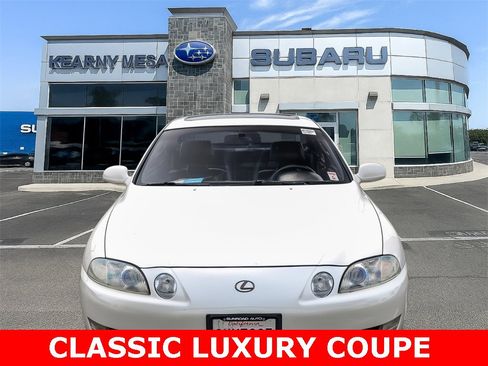 Used 1995 Lexus SC 300 Coupe image 2