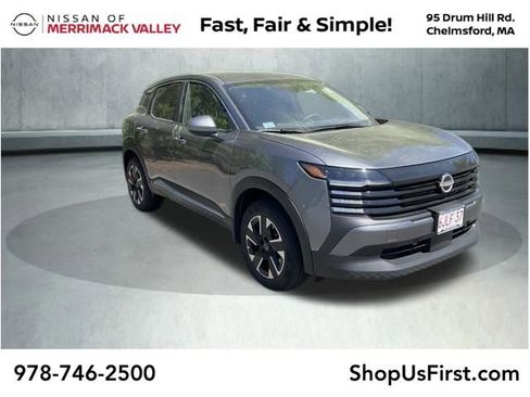 Used 2025 Nissan Kicks SV w/ Illumination Package AWD/4WD image 1