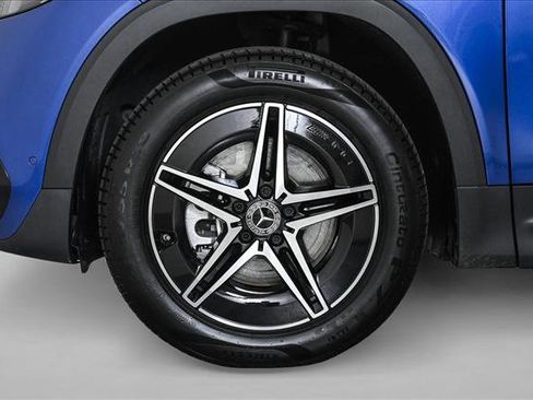 Certified 2024 Mercedes-Benz EQB 250+ image 25