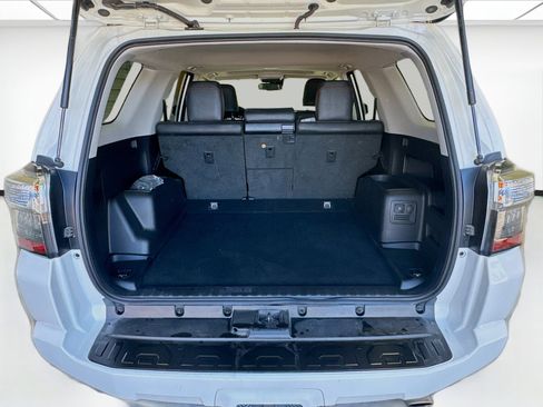 Used 2021 Toyota 4Runner Venture image 19