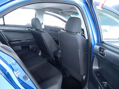 Used 2017 Mitsubishi Lancer ES FWD image 33